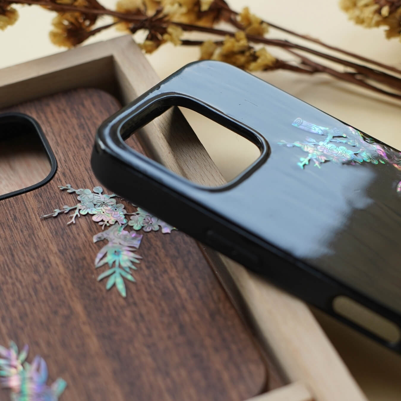 Daqi Lacquered iPhone Case DIY Kit | Plum Tree