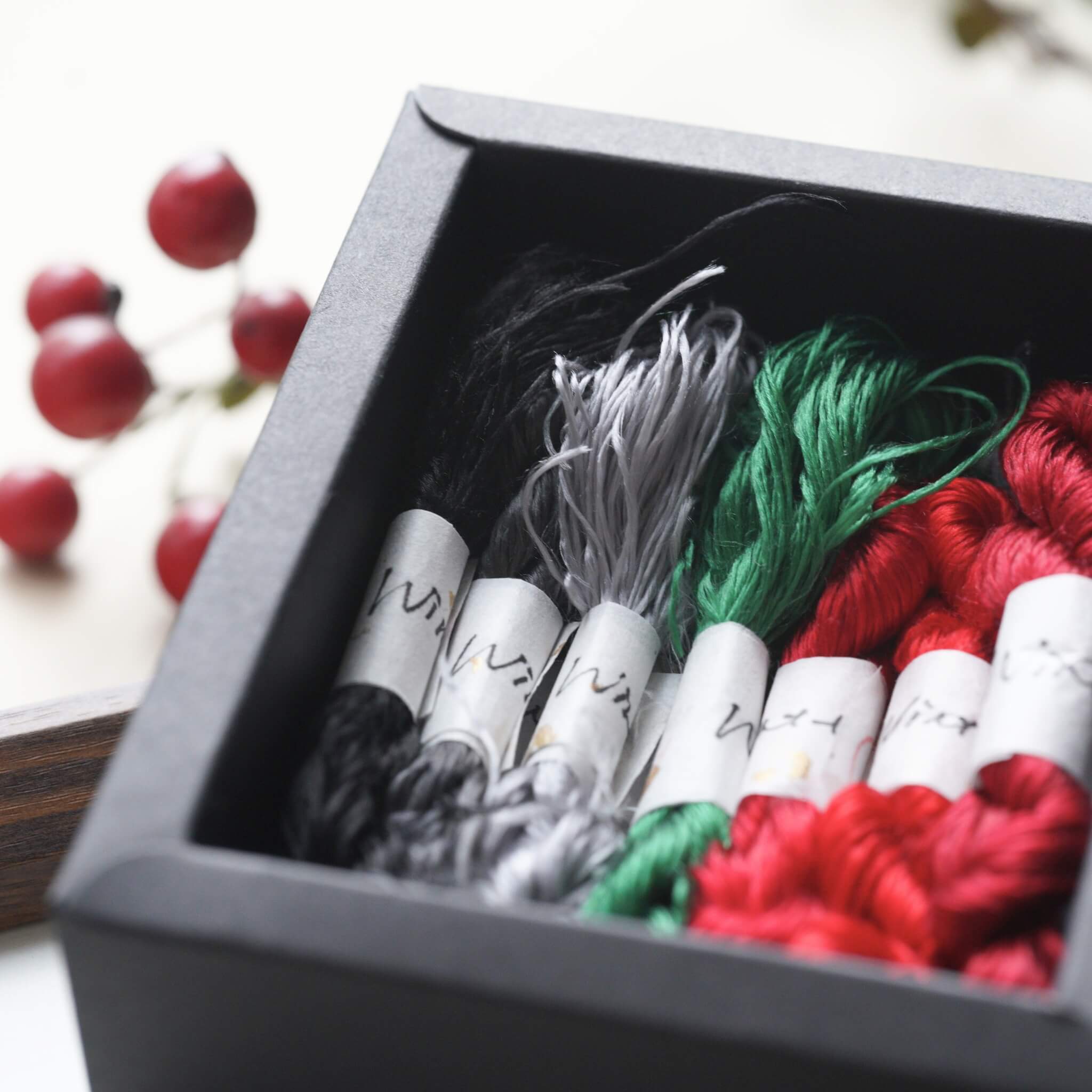 Twistless Mulberry Silk Threads | Winter