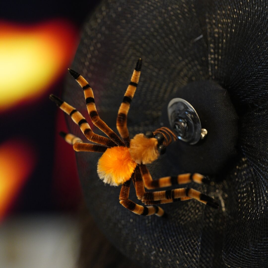 Ronghua DIY Kit | Halloween Spider Brooch