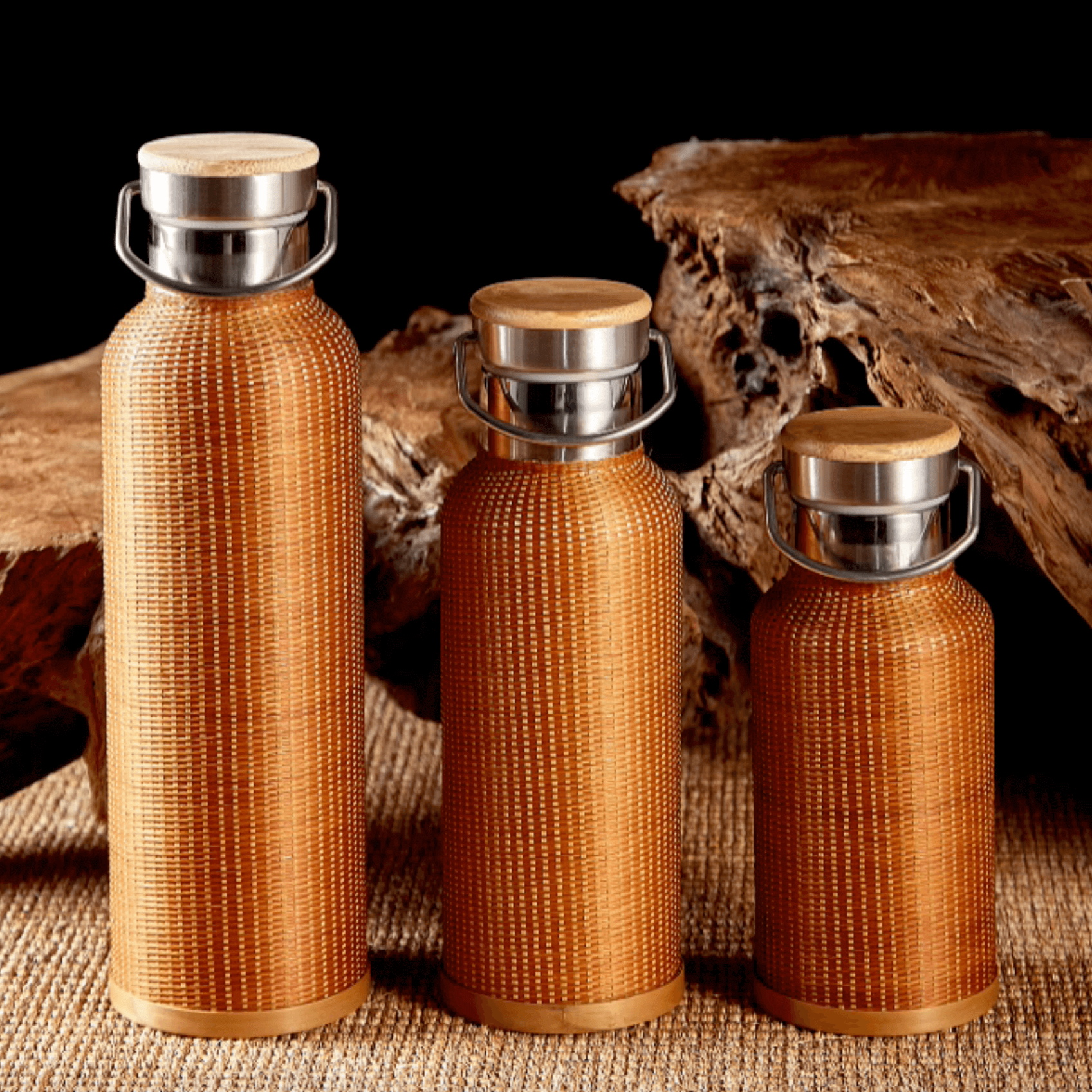Chinese bamboo-woven insulated water bottles 350-750ml100% handmade traditional Chinese bamboo woven water bottle. Unique design, and is easy to carry. Make you love drinking water!